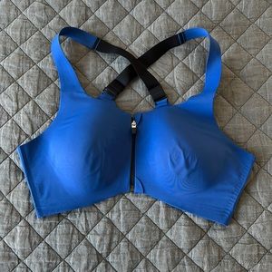Knix Catalyst zip front bra size 7